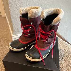 Women’s sorel boots